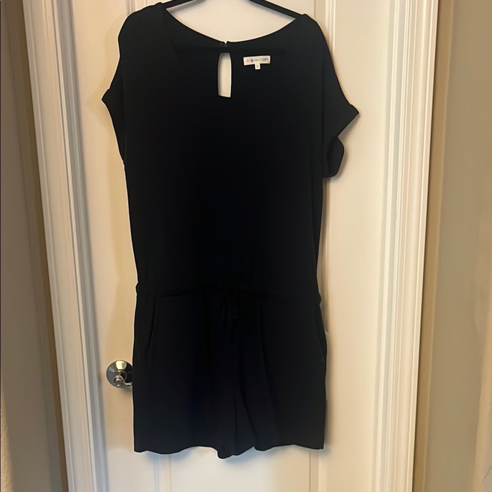 LOFT Navy Short Sleeve Romper